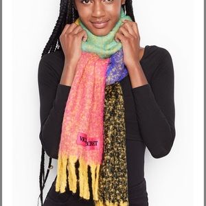 💕Victoria’s Secret Rainbow Colorblock Scarf💕